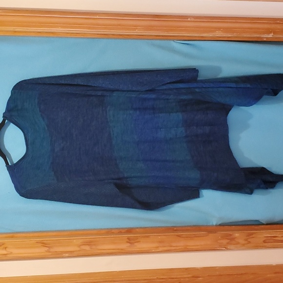 Women's Avenue Blue-Green Long Sleeved Sweater. Size 26/28. - Picture 5 of 9